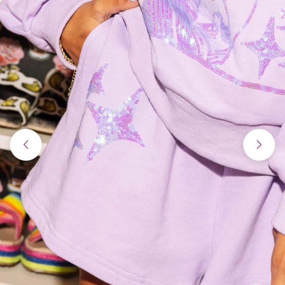 Queen of sparkles | lavender | shorts | - Picture 2 of 6